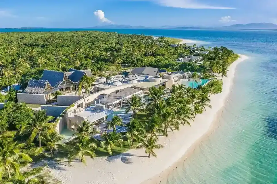 Panoramic collage of the top 7 best African islands to visit in 2026 – Mauritius, Seychelles, Zanzibar