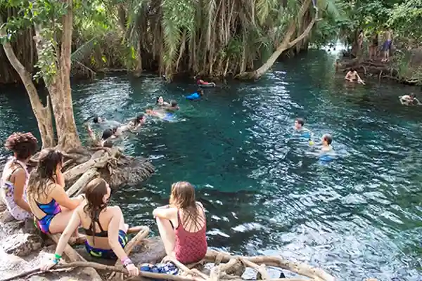 Pique-nique à Chemka Hot Springs