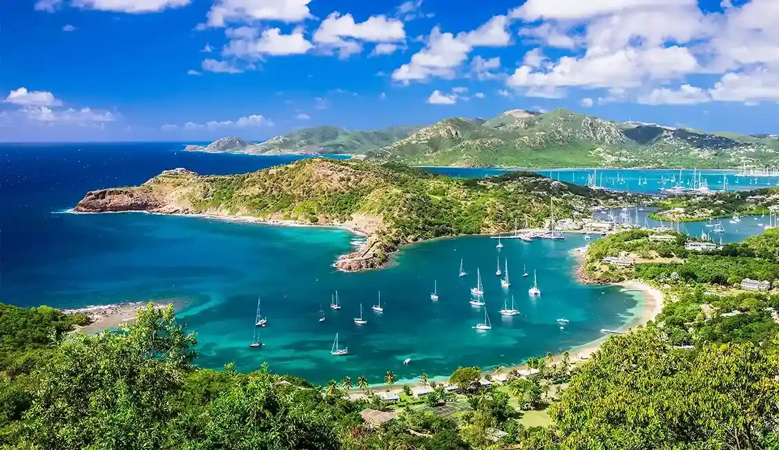 Dickenson Bay, Nelson’s Dockyard, Shirley Heights, Barbuda pink sands – Antigua and Barbuda travel guide 2026-2027