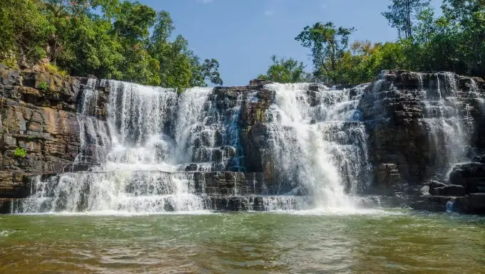 Fouta Djallon waterfalls, Îles de Los beaches, Conakry peninsula and traditional villages – Guinea travel guide 2026-2027