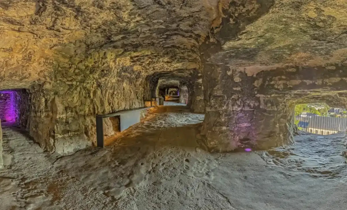 Vianden Castle, Bock Casemates, Luxembourg City old town and Müllerthal trails – Luxembourg travel guide 2026-2027