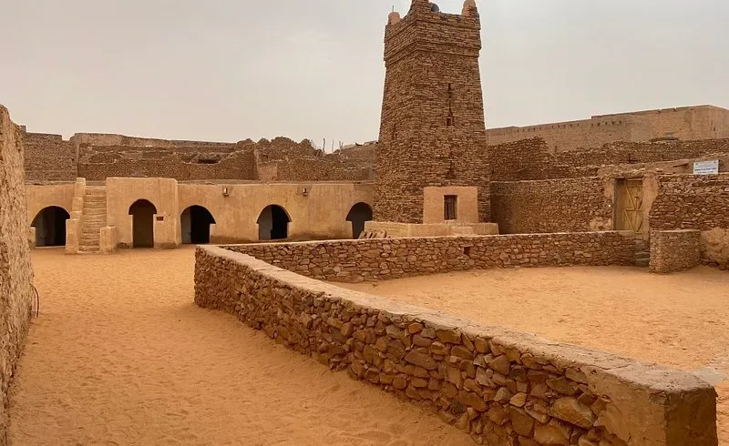 Chinguetti mosque, Adrar dunes, Iron Ore Train and Banc d’Arguin – Mauritania travel guide 2026-2027