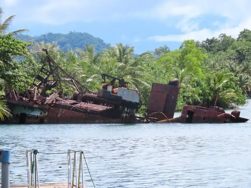 Yap stone money, Chuuk WWII wrecks, Nan Madol ruins and Kosrae jungle – Micronesia travel guide 2026-2027