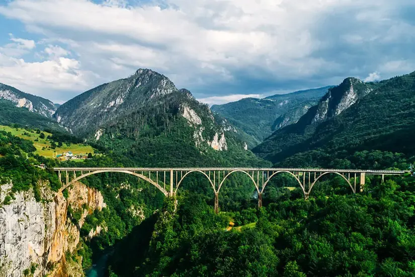 Kotor Bay, Sveti Stefan, Durmitor mountains and Tara Canyon – Montenegro travel guide 2026-2027