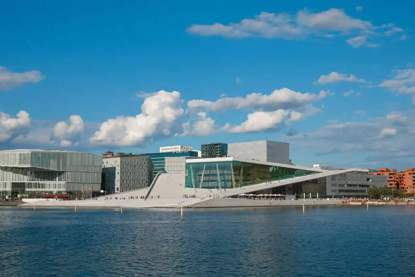 Geirangerfjord, Lofoten islands, Tromsø Northern Lights and Oslo Opera House – Norway travel guide 2026-2027