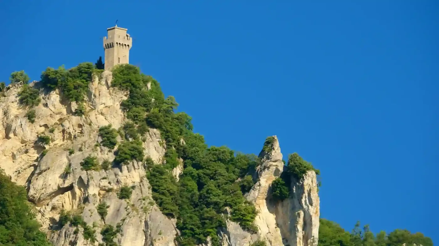 Guaita, Cesta and Montale towers, historic centre and Mount Titano views – San Marino travel guide 2026-2027