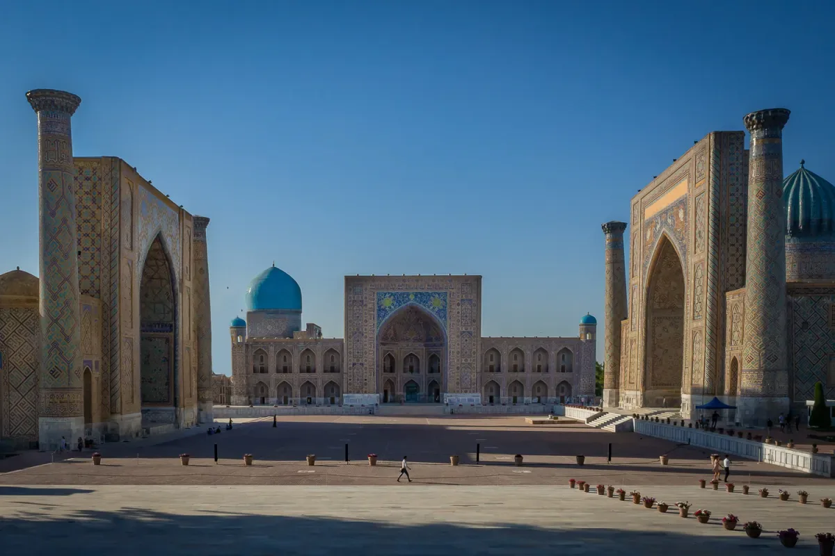 Registan Square Samarkand, Bukhara old town, Khiva walls and Kyzylkum desert – Uzbekistan travel guide 2026-2027