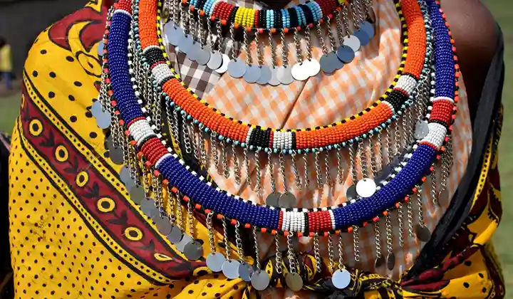 Perles et métiers du maasaï