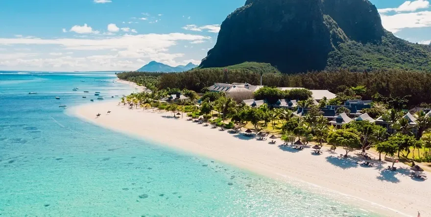 Pristine beach in Mauritius, one of the safest countries to visit in Africa in 2026